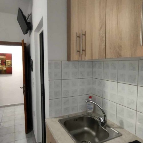 Τρίκλινα δωμάτια Νέα Ρόδα