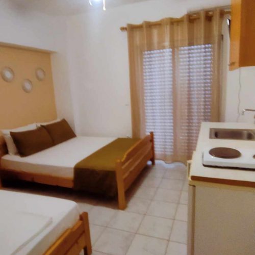 Triple rooms Nea Roda
